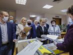 «Батьківщина» передала до ЦВК усі необхідні для старту референдуму документи.