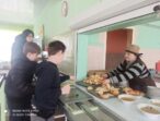 У Сарнах безкоштовно харчують переселенців